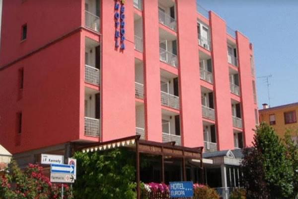 Hotel Europa غرادو المظهر الخارجي الصورة